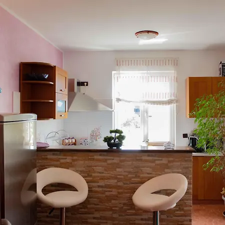Apartman Kata *